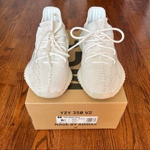 YEEZY 350 V2 BONE size 6.5